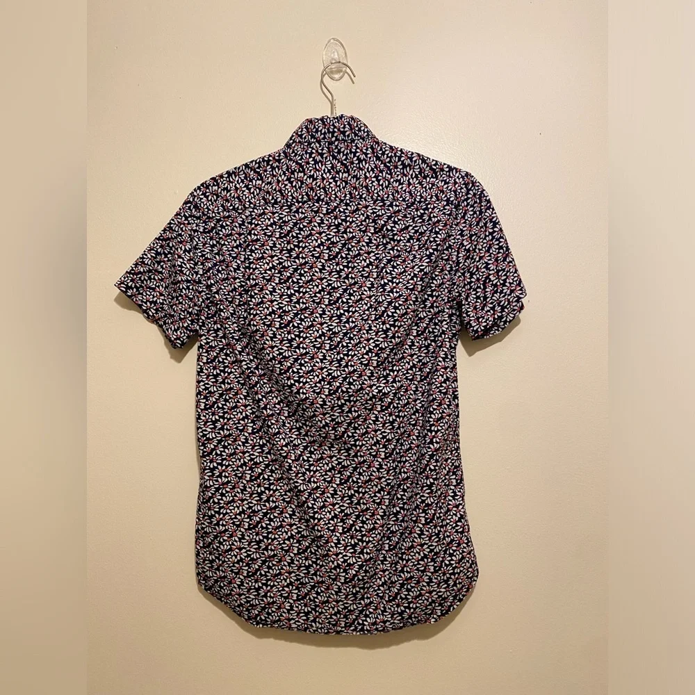 J. Crew Flex Washed floral print short sleeves button down shirt. Size Xs